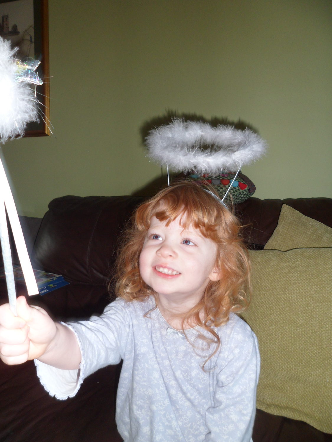 I'm a fairy (with a halo?) I'm a fairy (with a halo?)