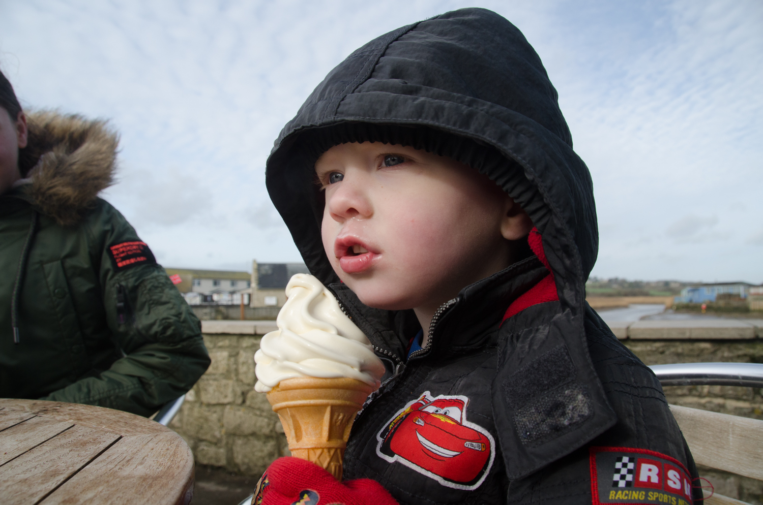 never-too-cold-for-an-ice-cream-baggie-and-lucy